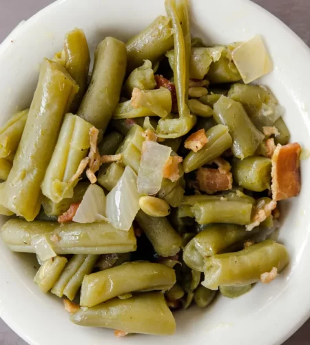canned-green-beans-bacon-onion